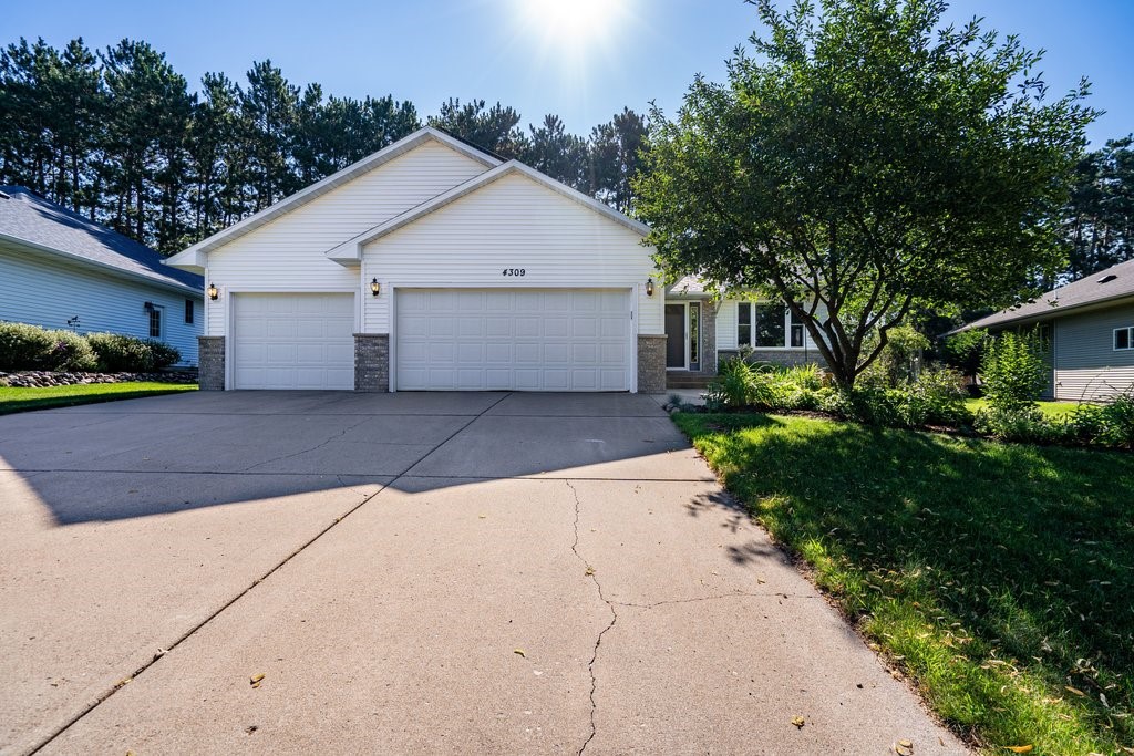 4309 Pine Meadow Drive Property Photo 2