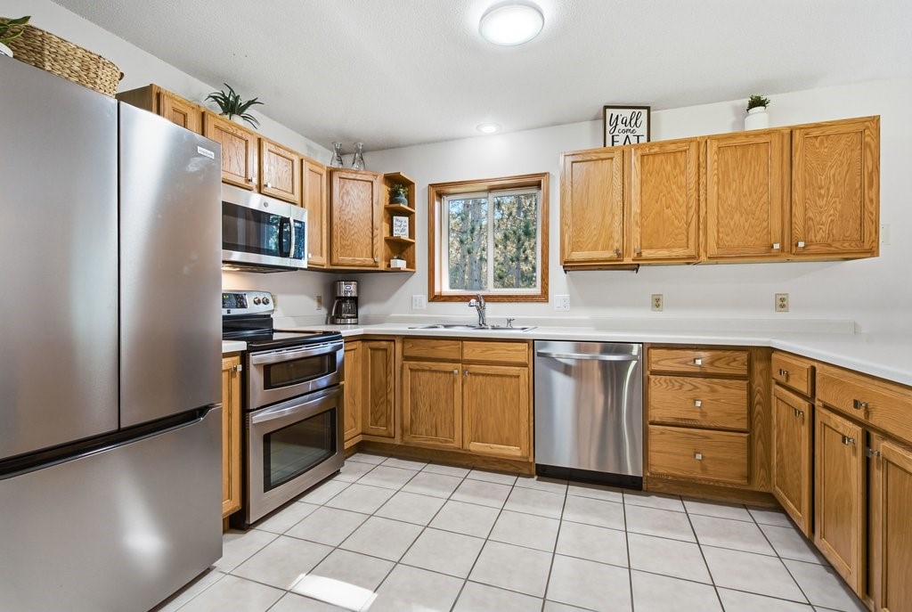 4309 Pine Meadow Drive Property Photo 10