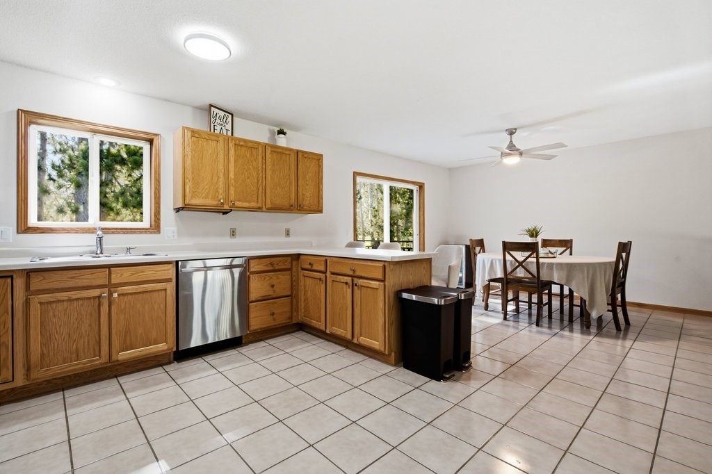 4309 Pine Meadow Drive Property Photo 12