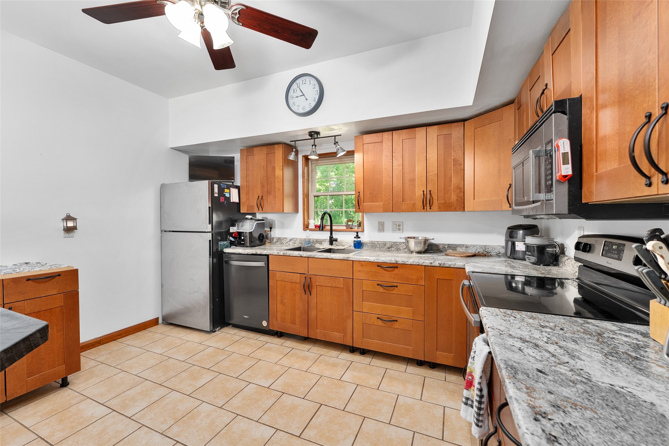 1400 E Babit Avenue Property Photo 12
