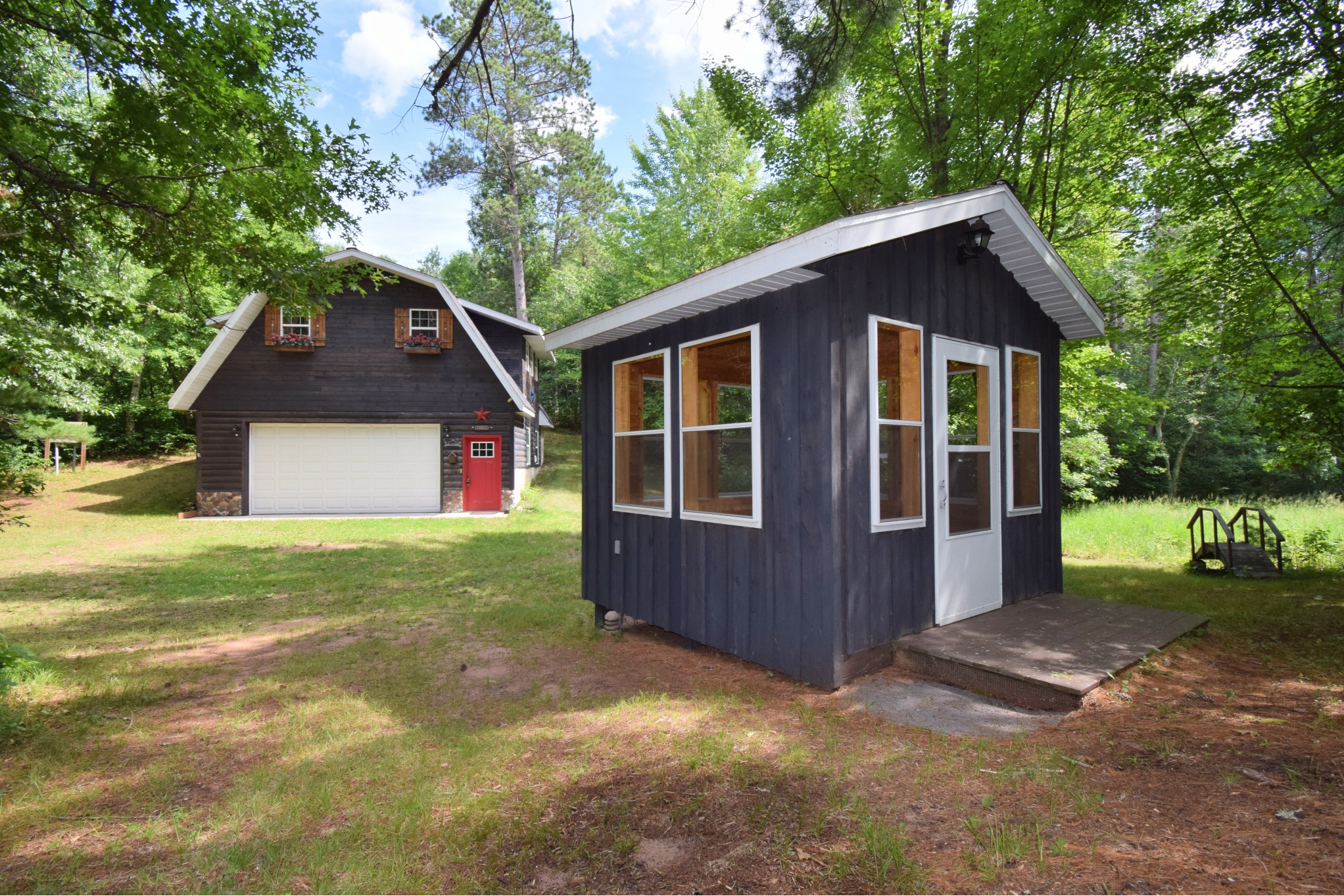 2749 E Webb Lake Road Property Photo 1