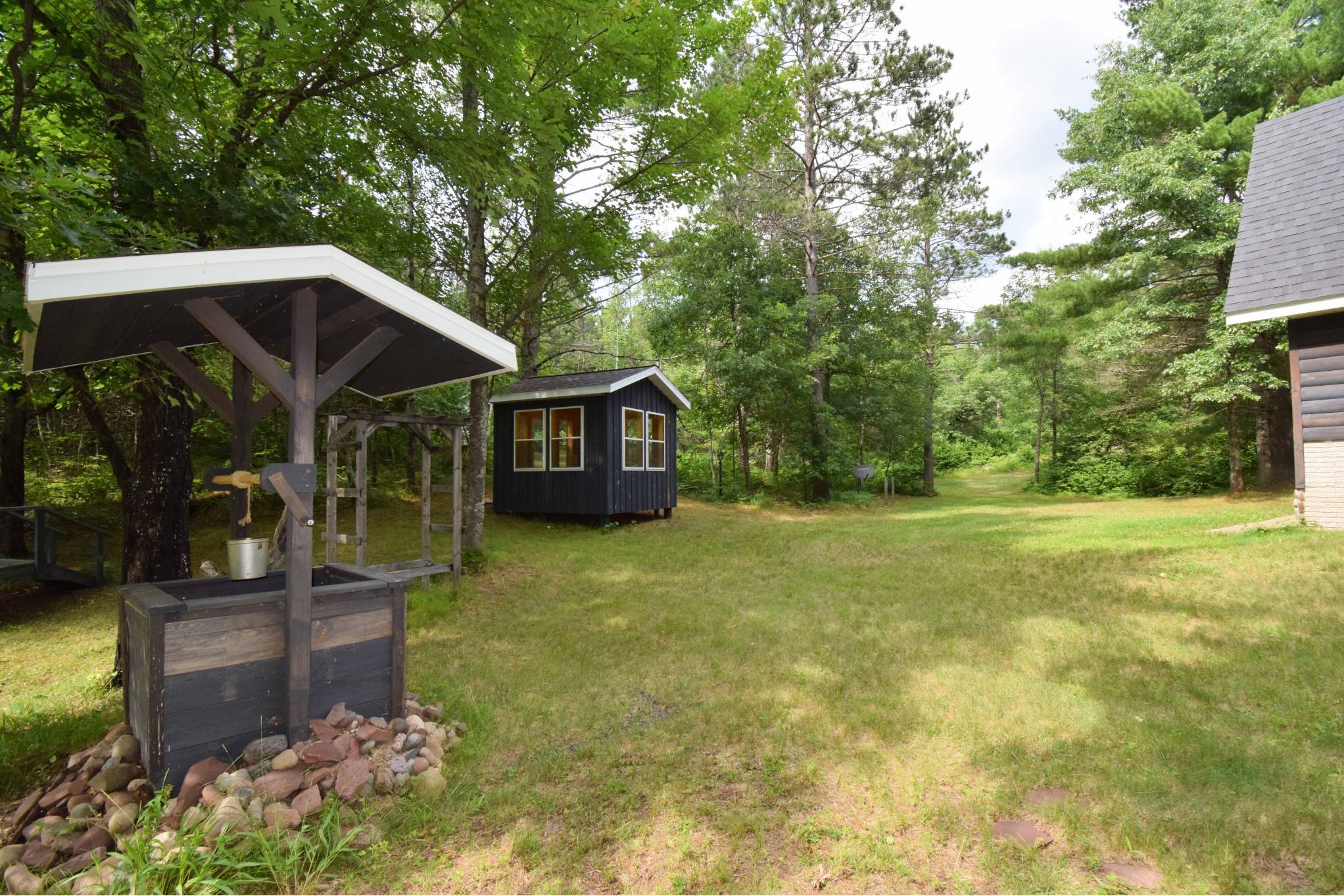 2749 E Webb Lake Road Property Photo 9