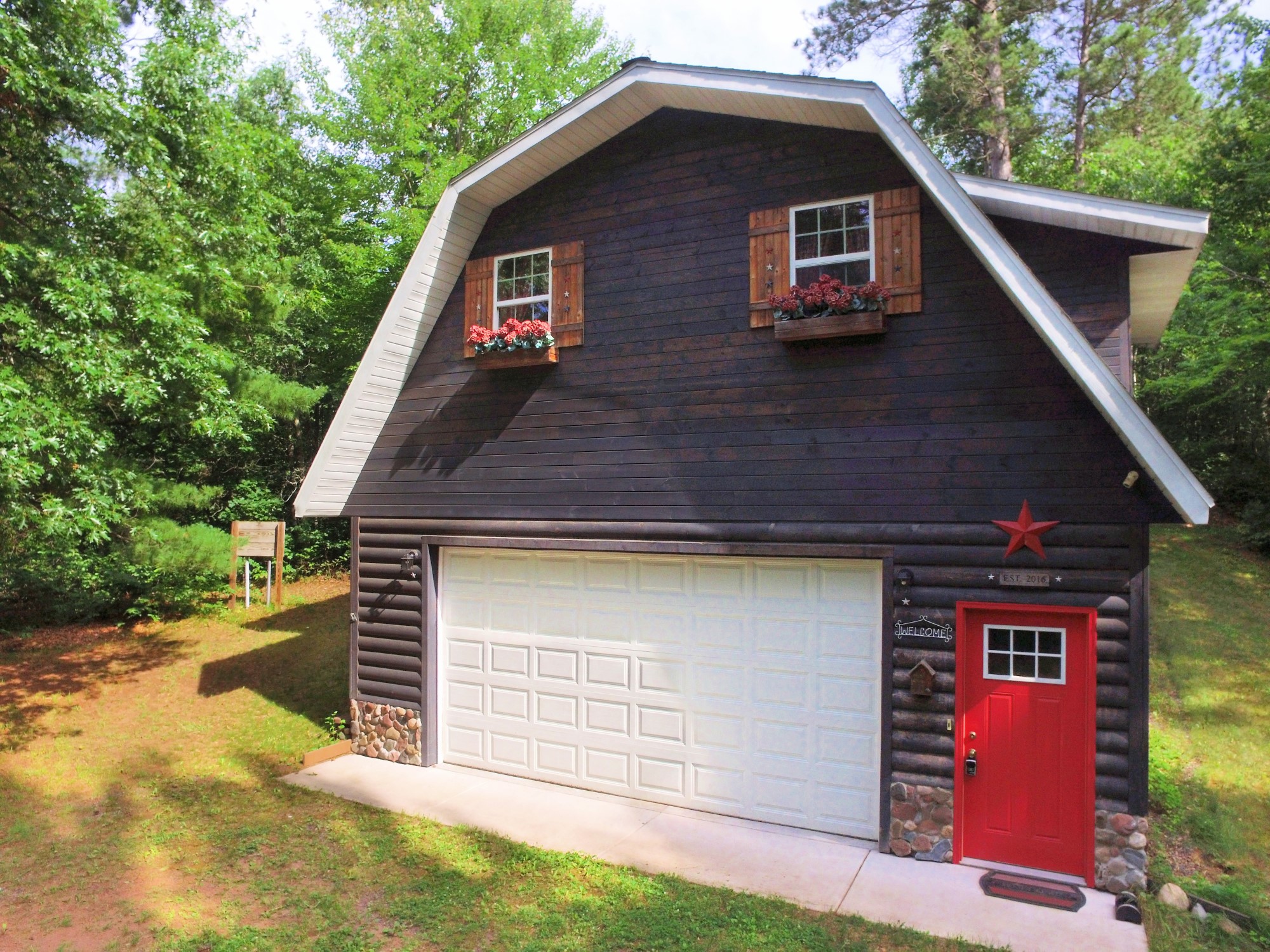 2749 E Webb Lake Road Property Photo 10