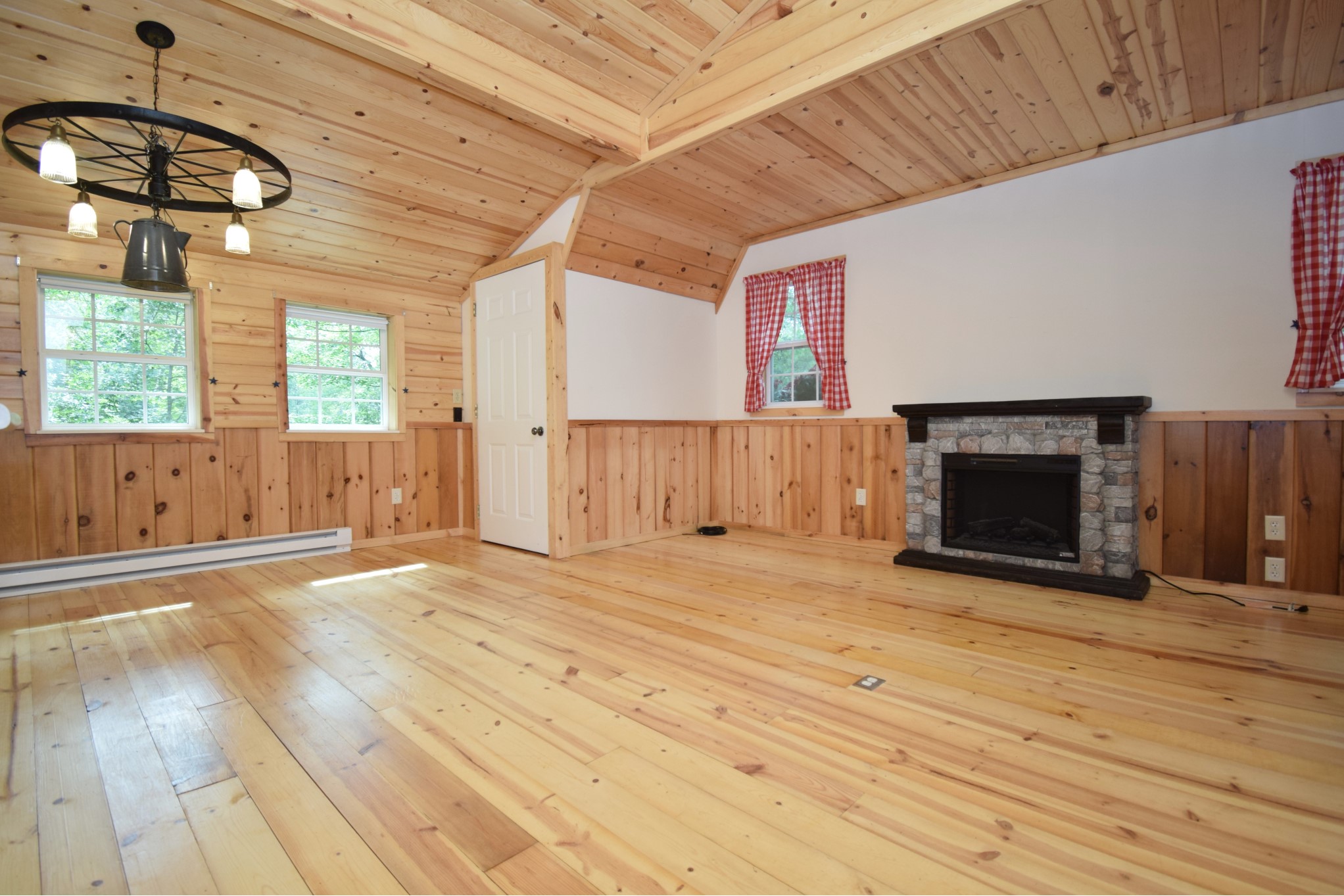 2749 E Webb Lake Road Property Photo 25