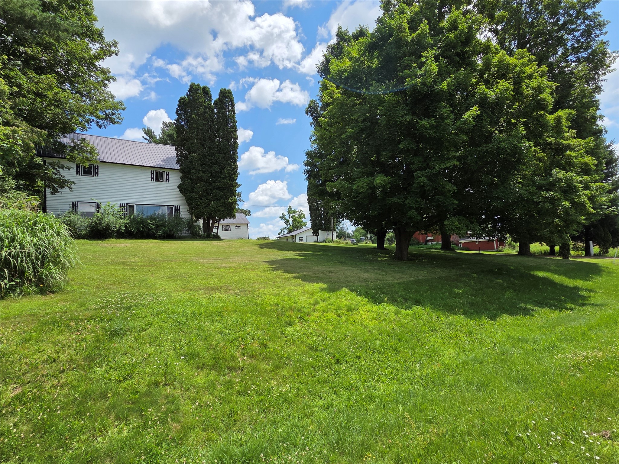 995 16th Street Property Photo 2
