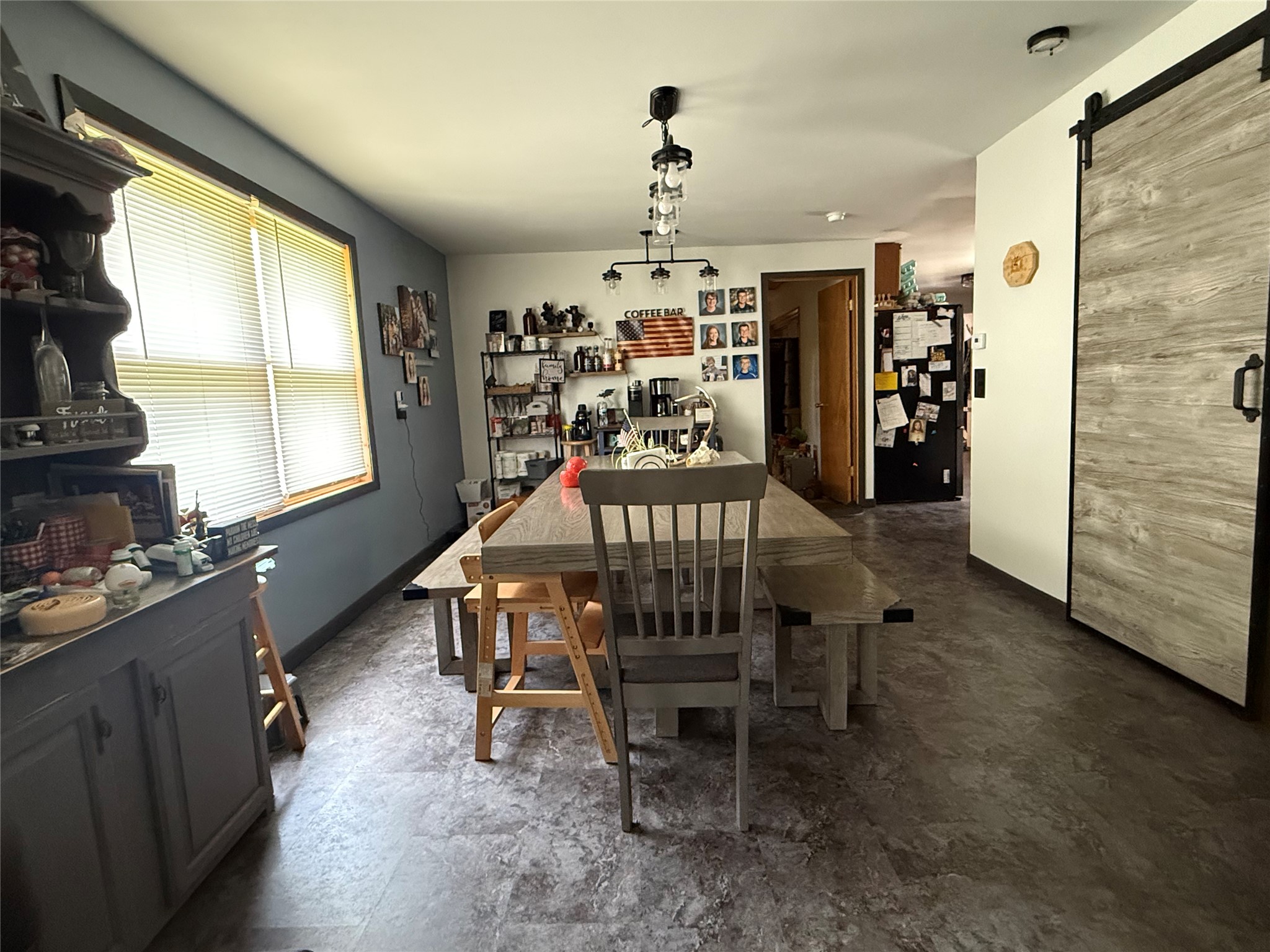 706 Lindoo Avenue E Property Photo 6