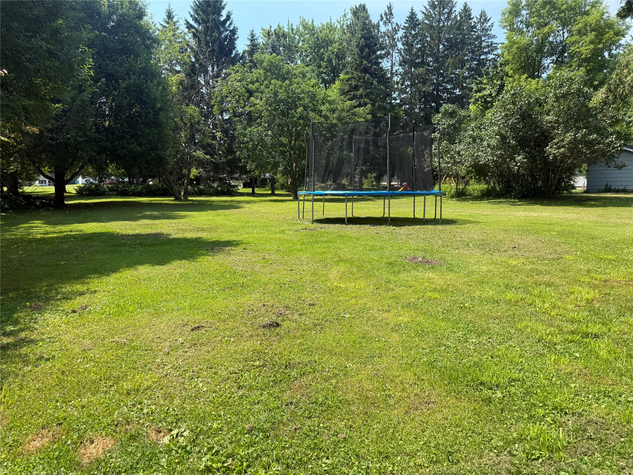 706 Lindoo Avenue E Property Photo 22