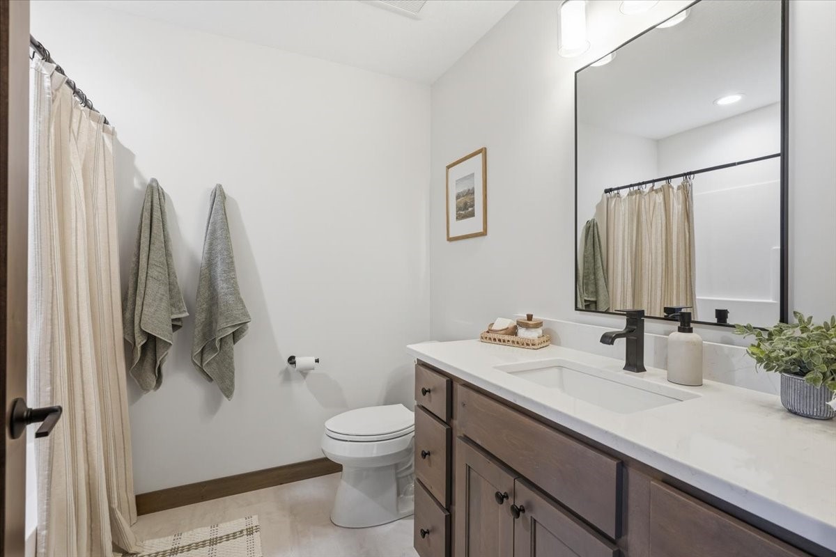 621 Sundance Street Property Photo 22