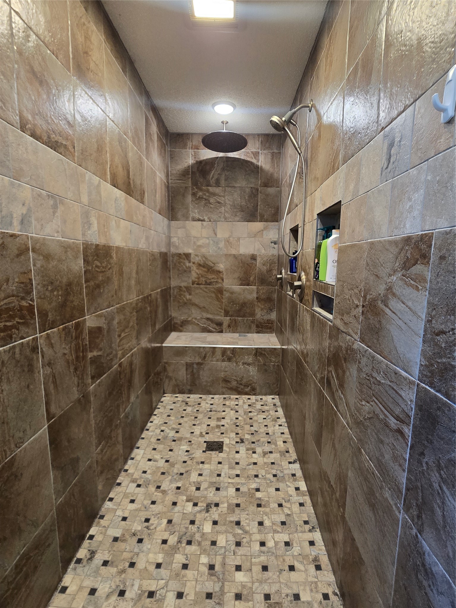 1509 Sabrena Court Property Photo 13