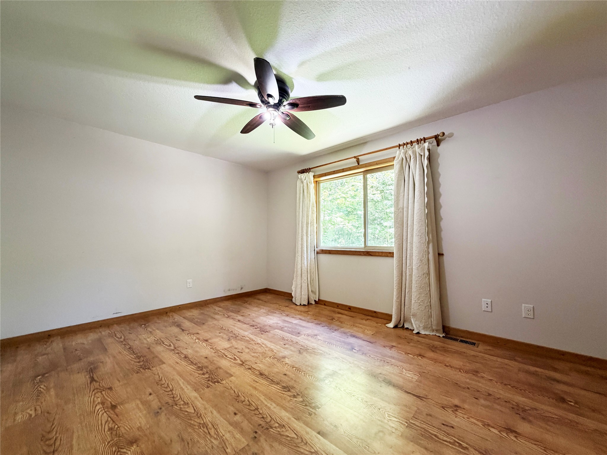 2024 9 3/4 Avenue Property Photo 12