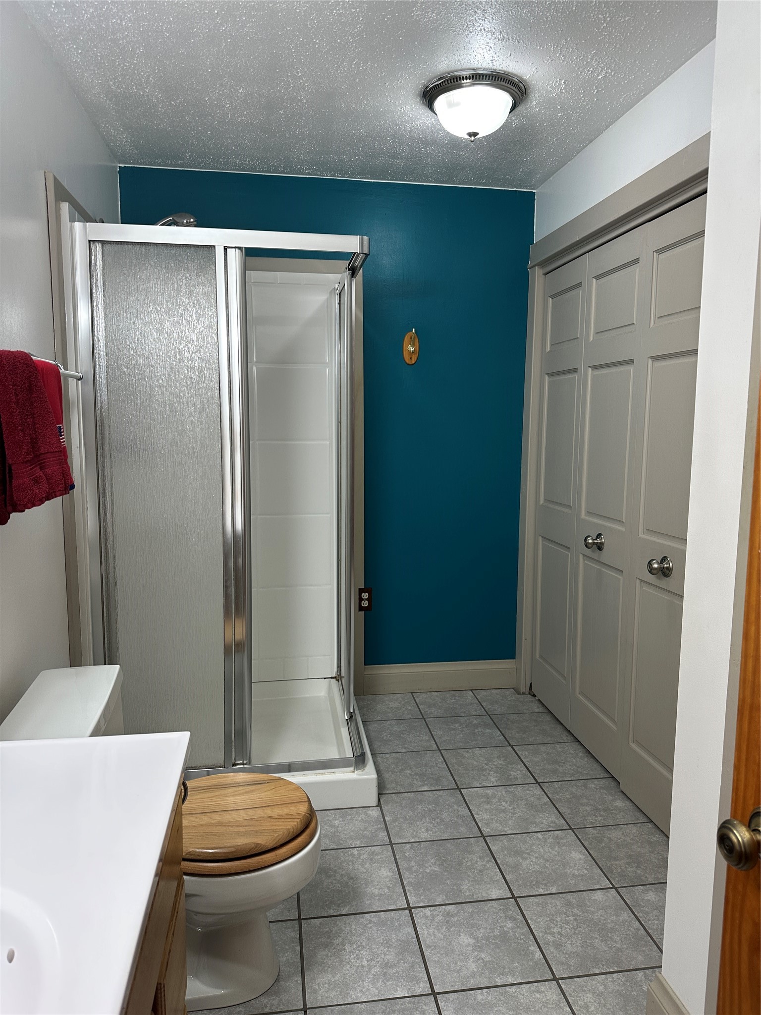 E910 Cedar Road Property Photo 14