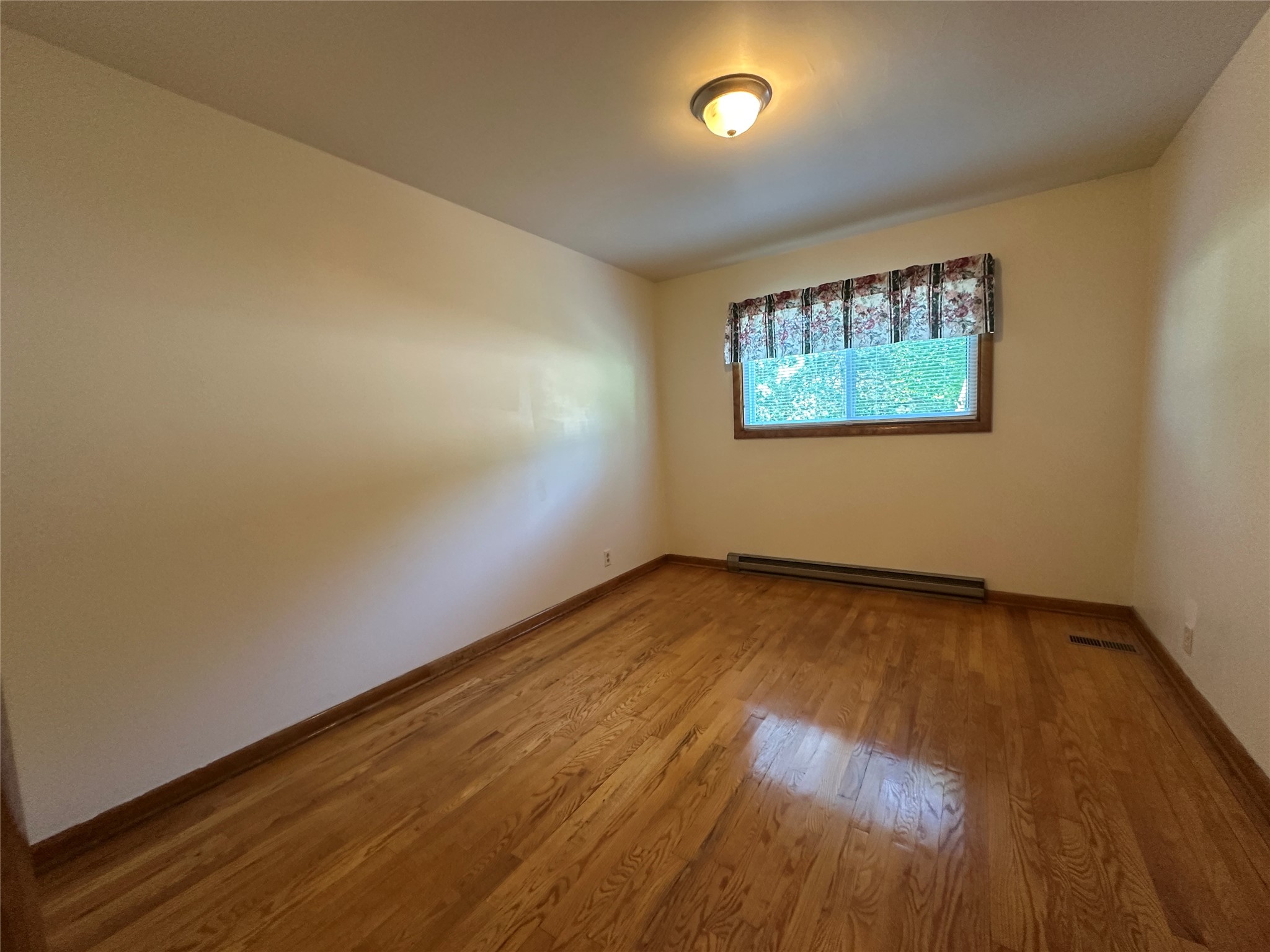 E910 Cedar Road Property Photo 20