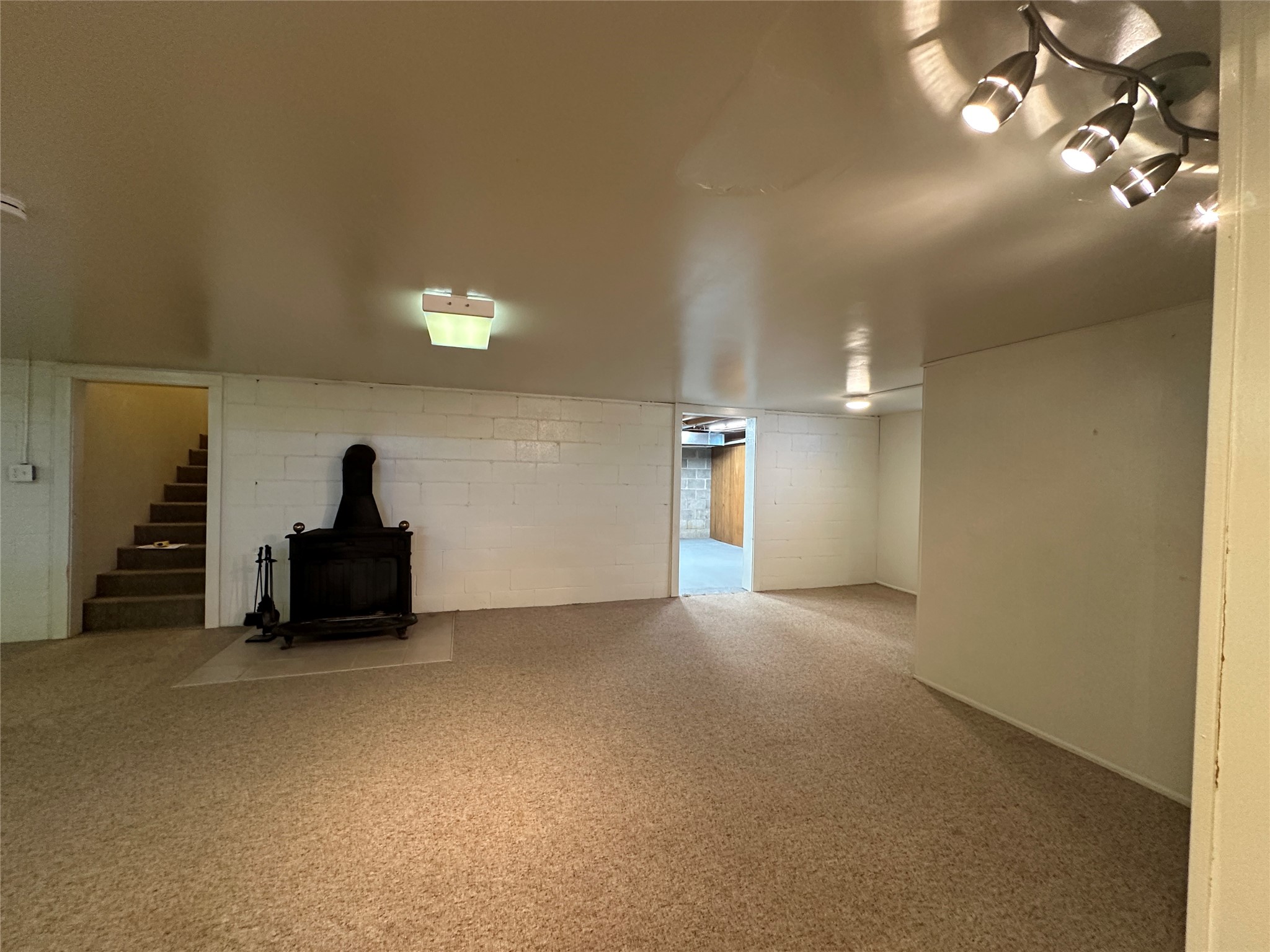 E910 Cedar Road Property Photo 27