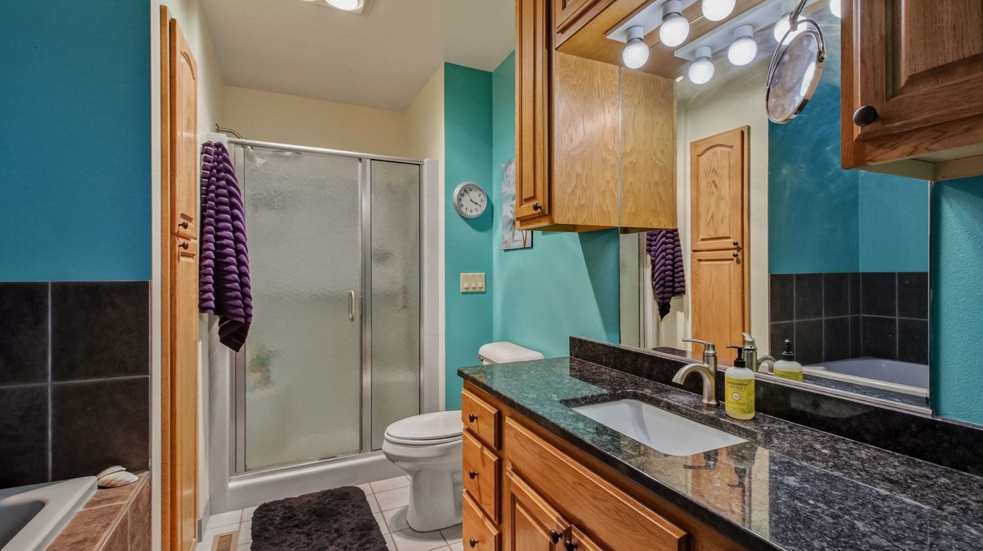 884 Windsor Forest Drive Property Photo 22