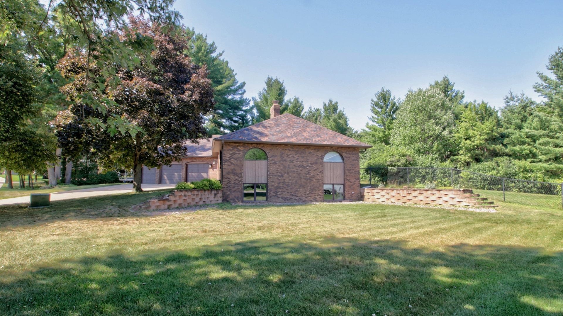 884 Windsor Forest Drive Property Photo 30