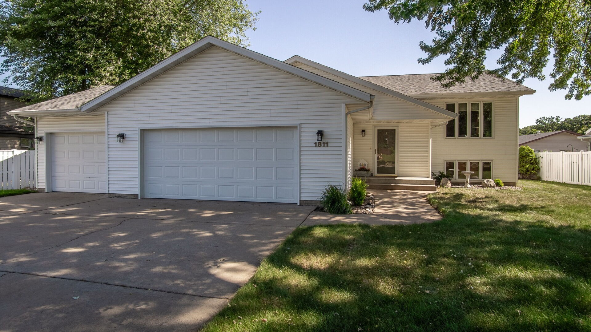 1811 Mitscher Avenue Property Photo 5