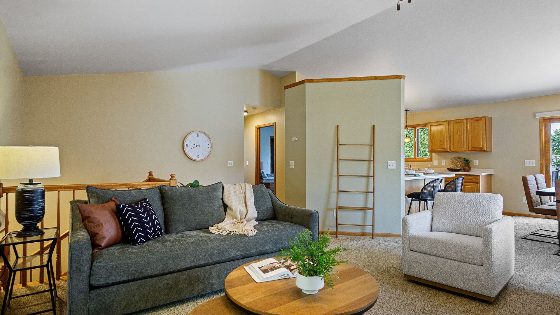 1811 Mitscher Avenue Property Photo 8