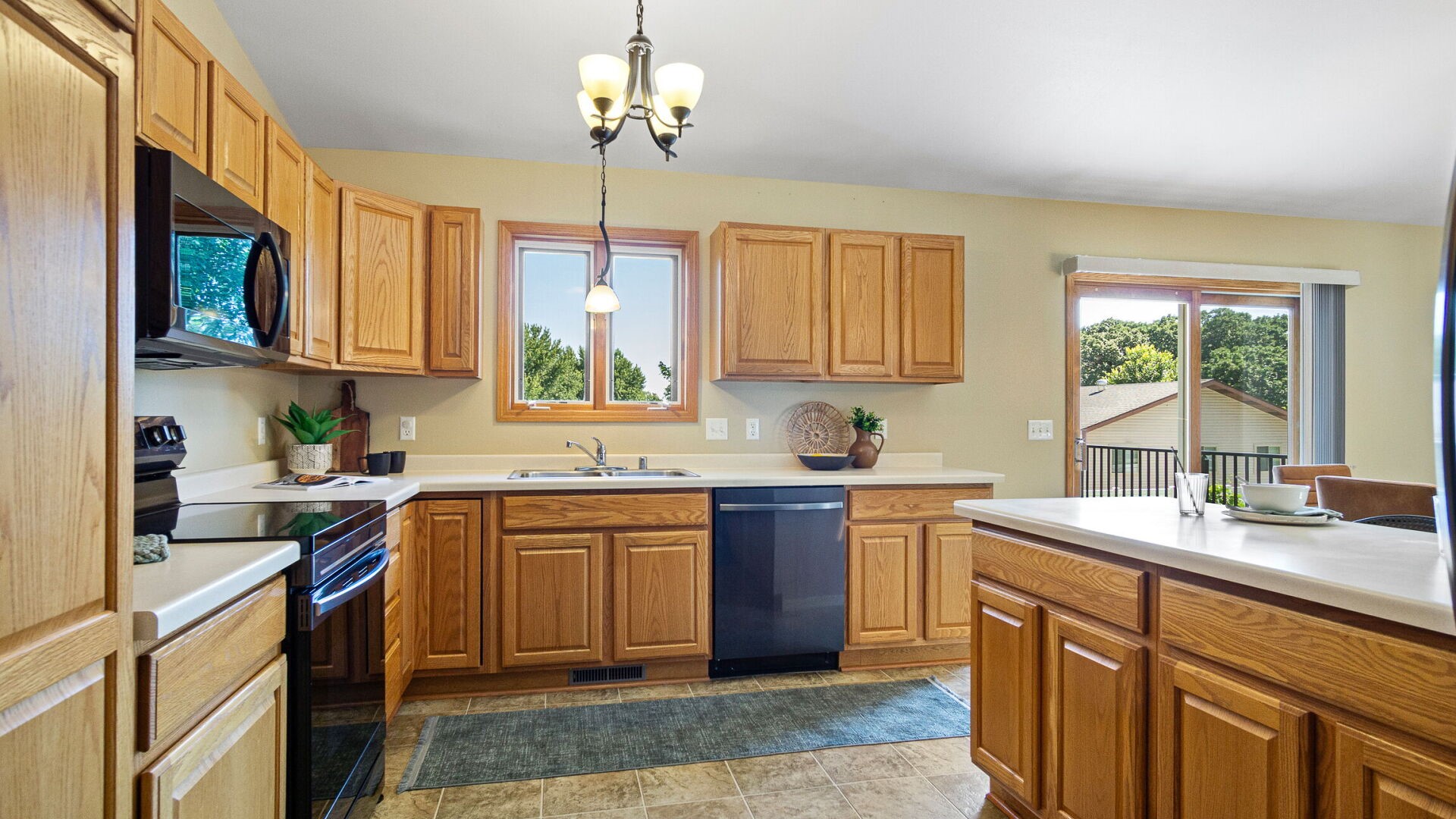 1811 Mitscher Avenue Property Photo 11