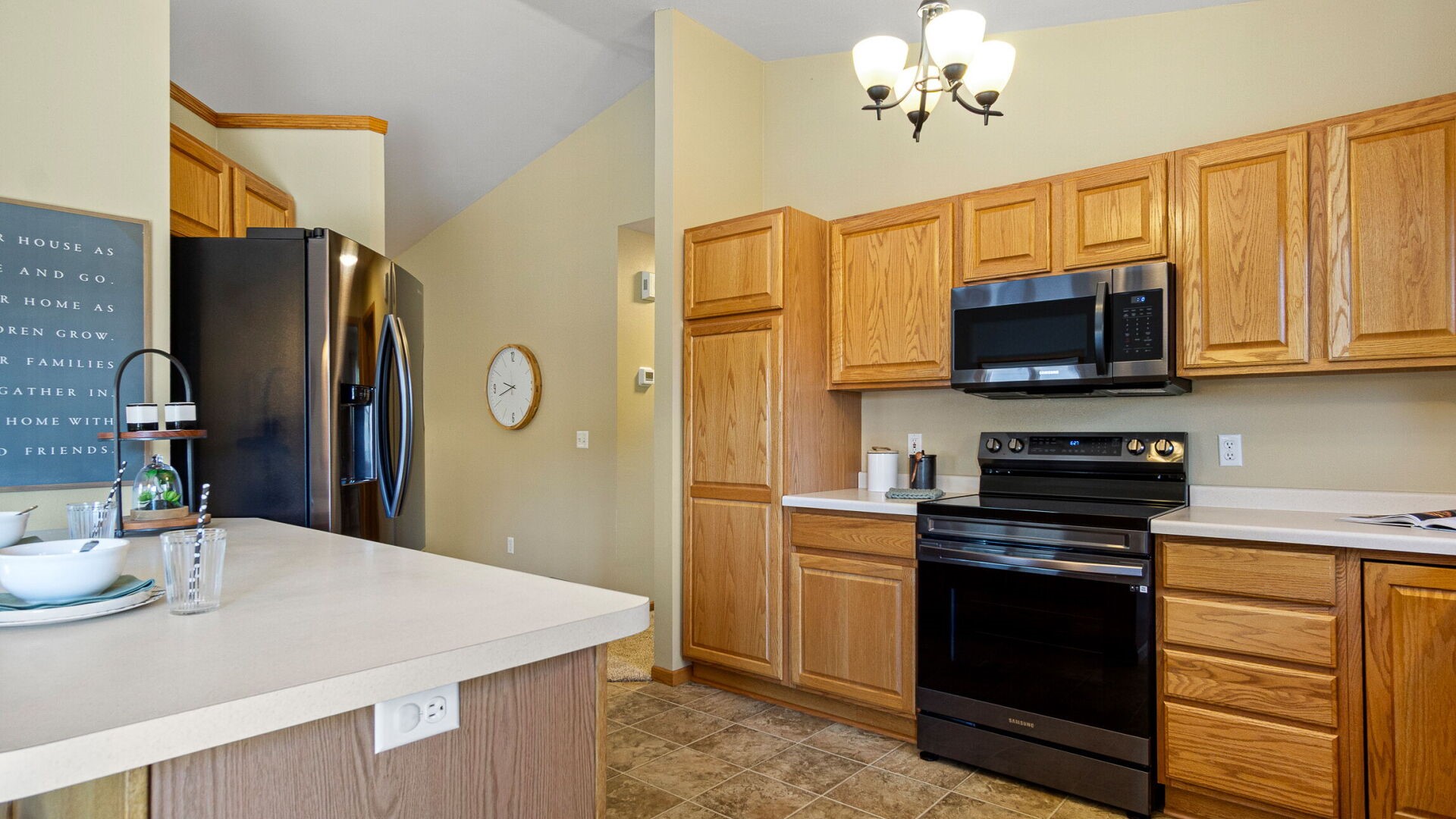 1811 Mitscher Avenue Property Photo 12
