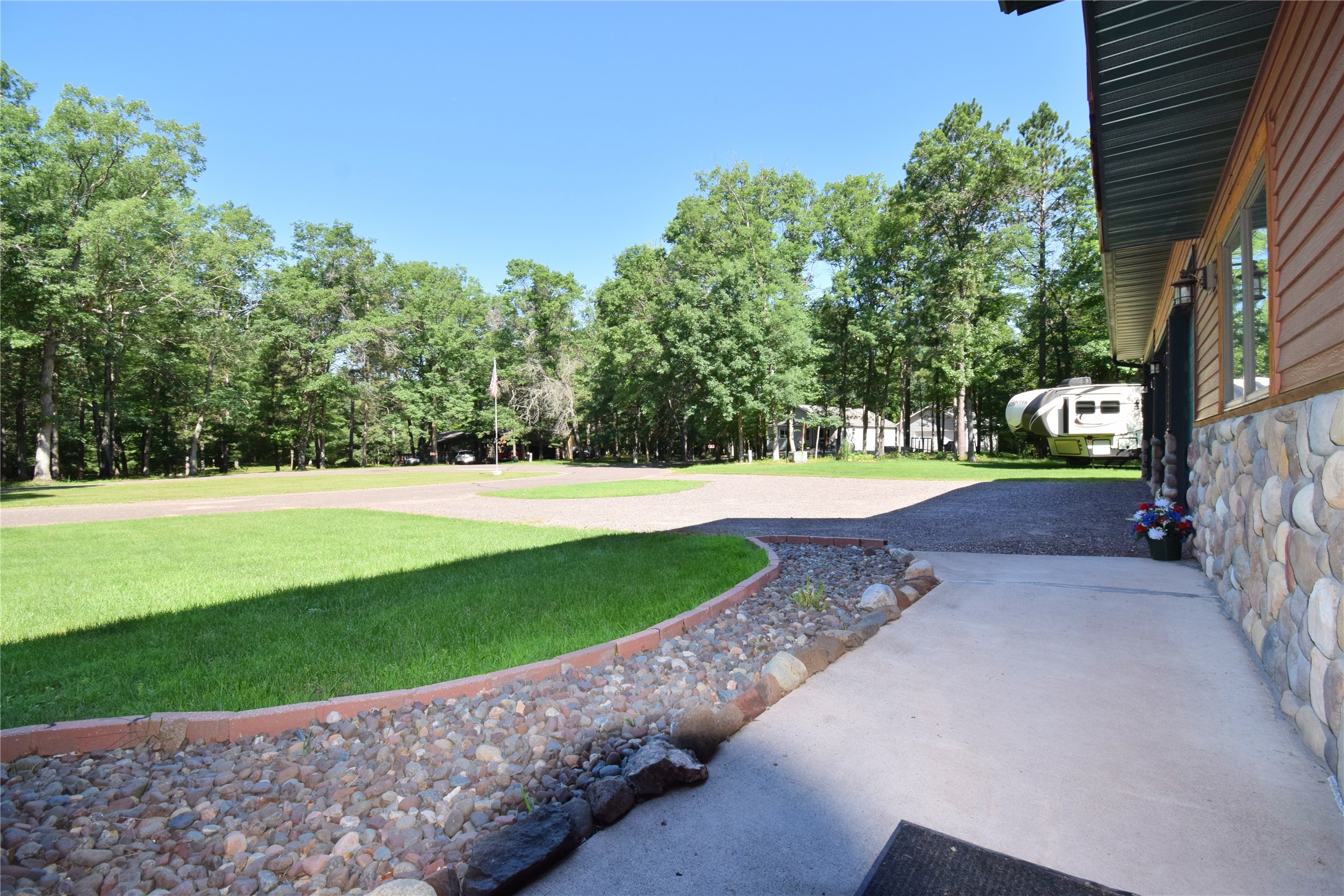 3015 Aspen Terrace Property Photo 13