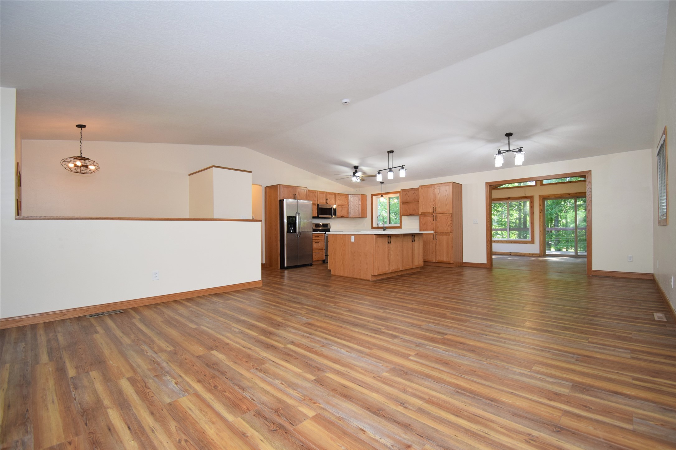 3015 Aspen Terrace Property Photo 15