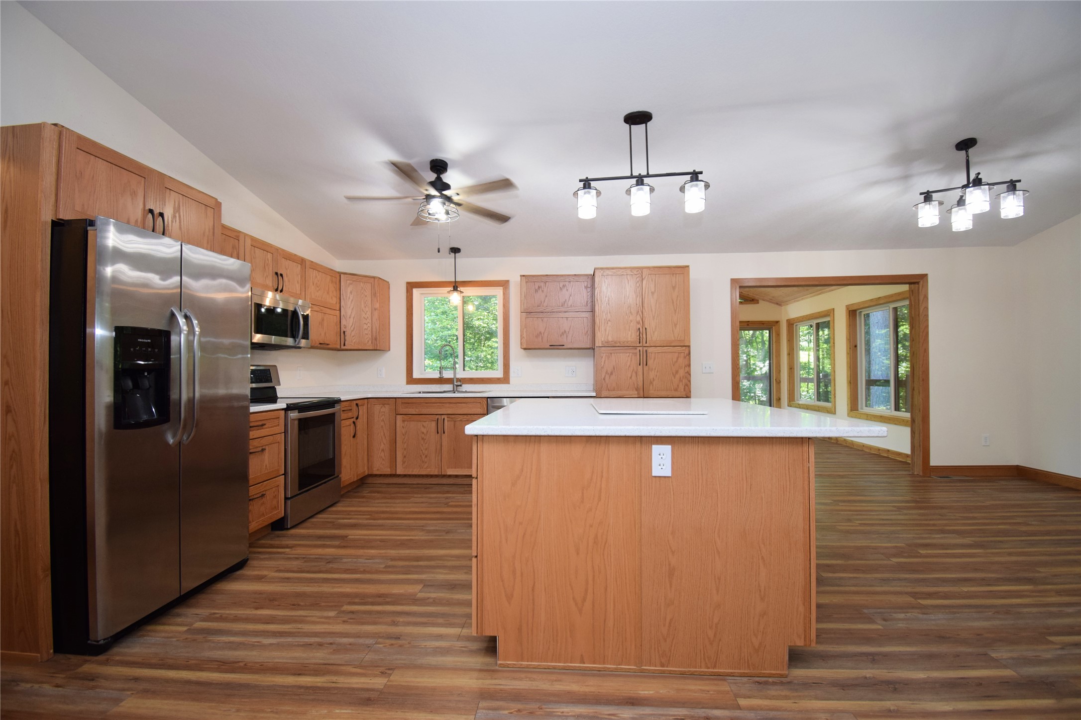 3015 Aspen Terrace Property Photo 18