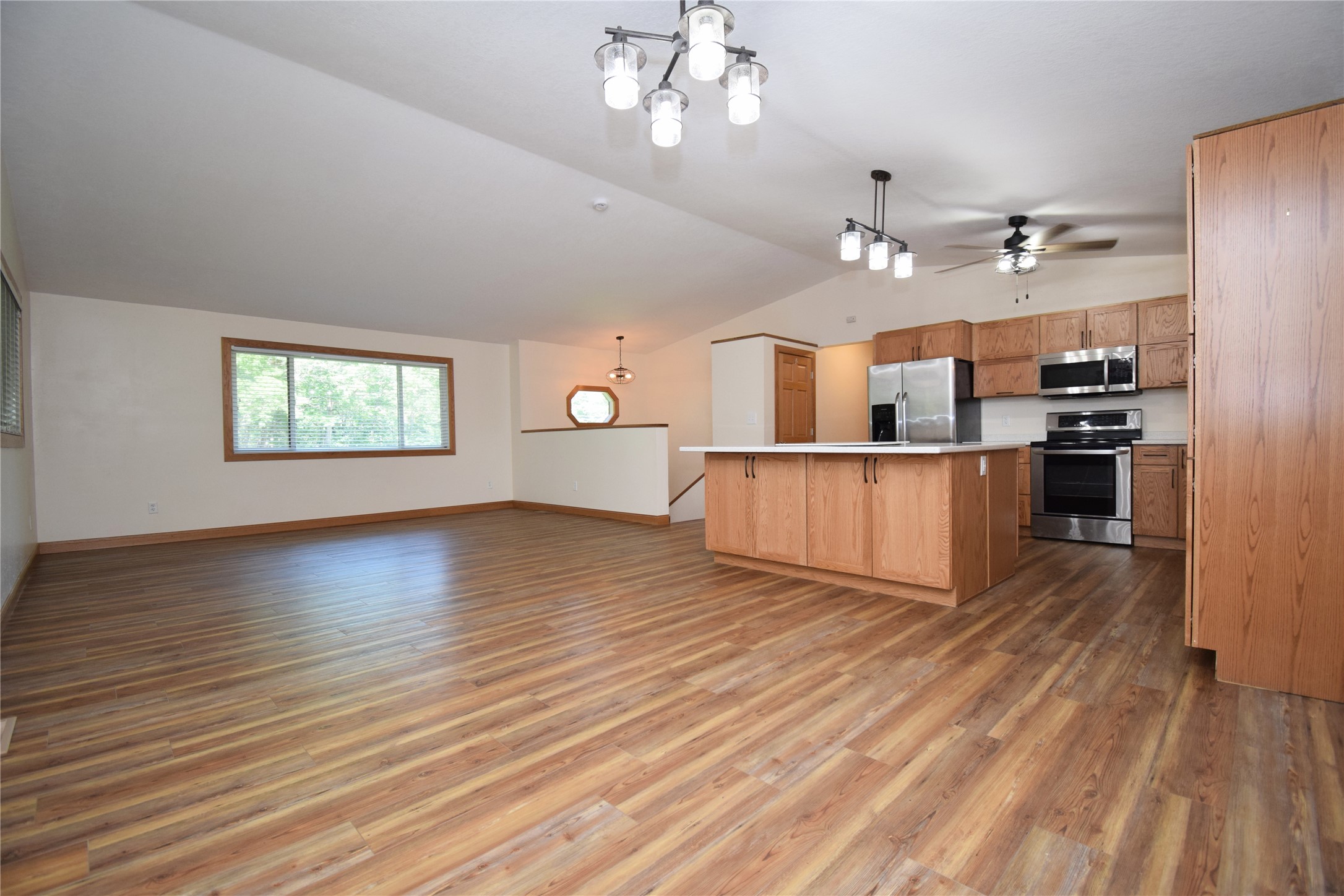 3015 Aspen Terrace Property Photo 19