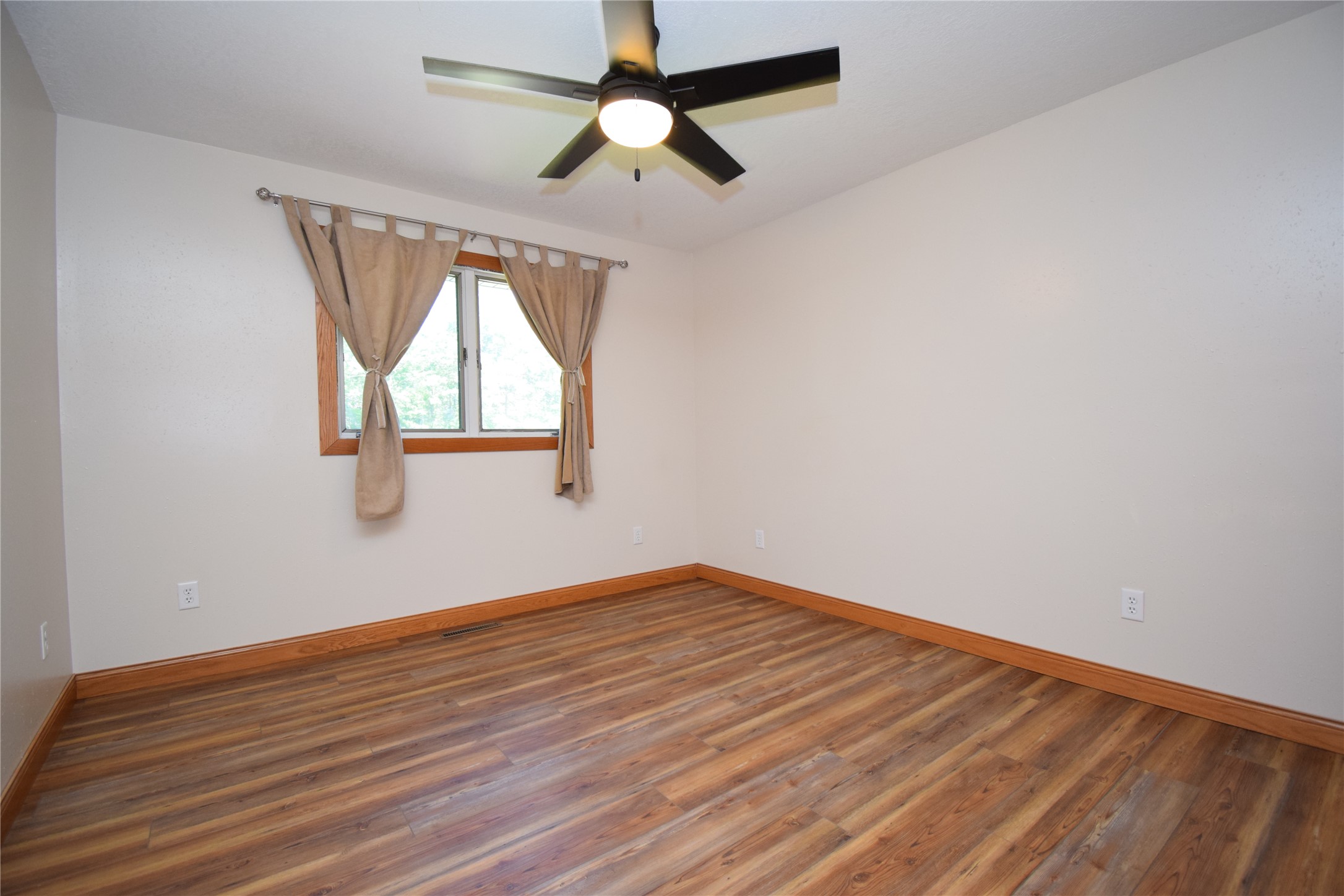 3015 Aspen Terrace Property Photo 34