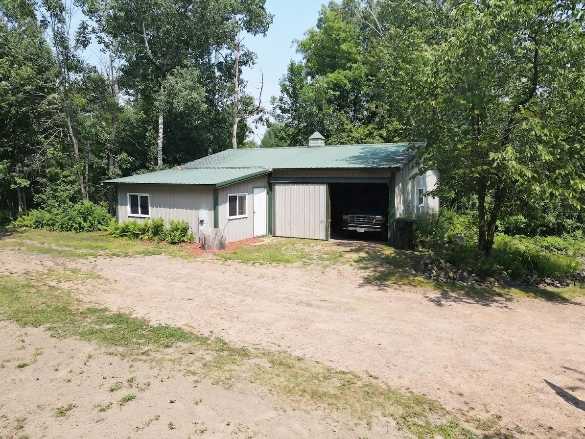 1513 County Line Street Property Photo 4
