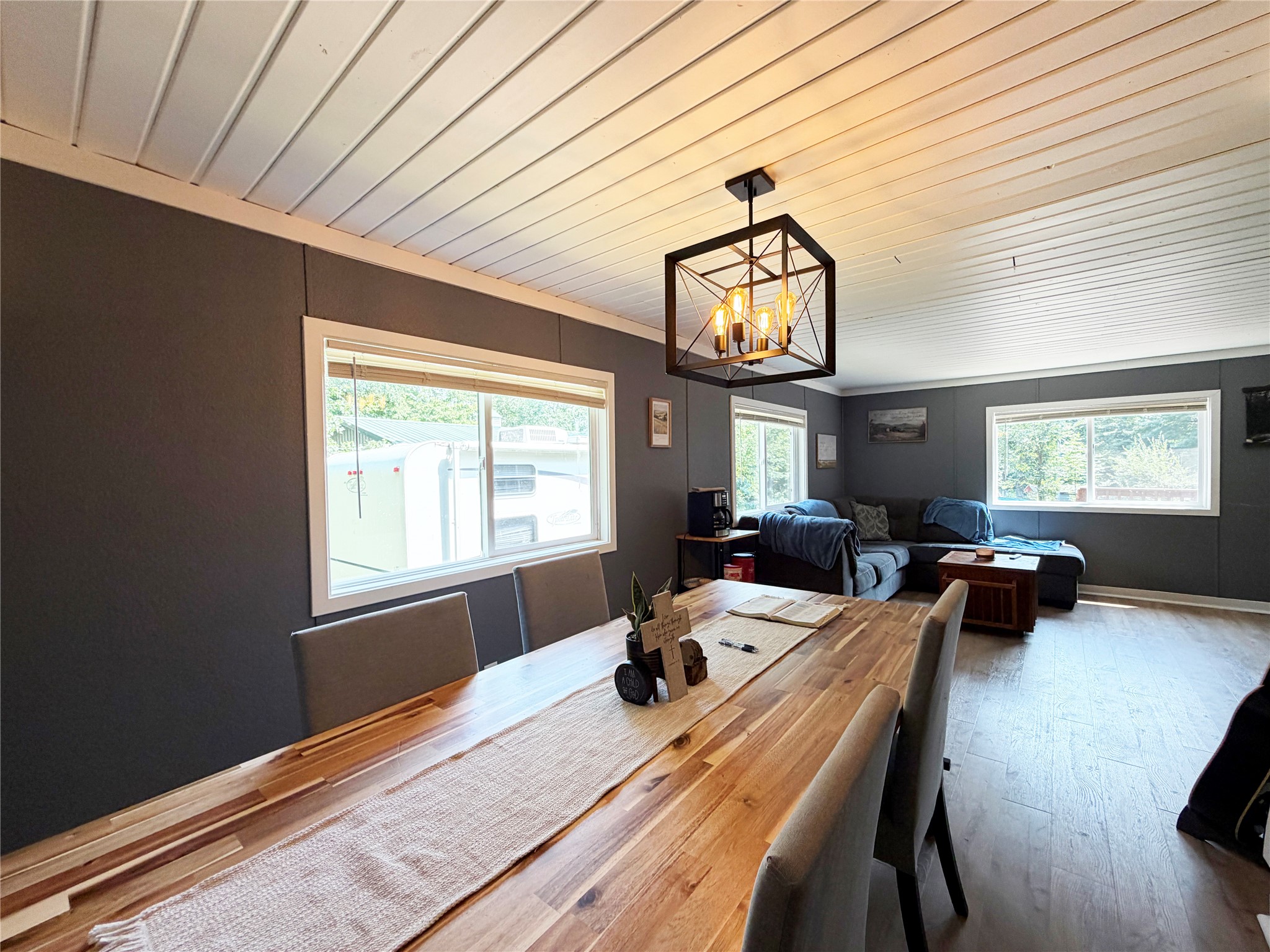 1513 County Line Street Property Photo 13