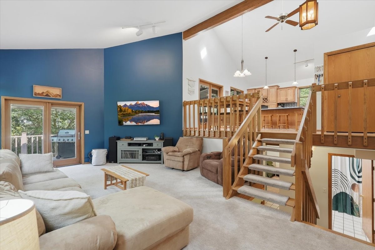 2206 Orchard Place Property Photo 11