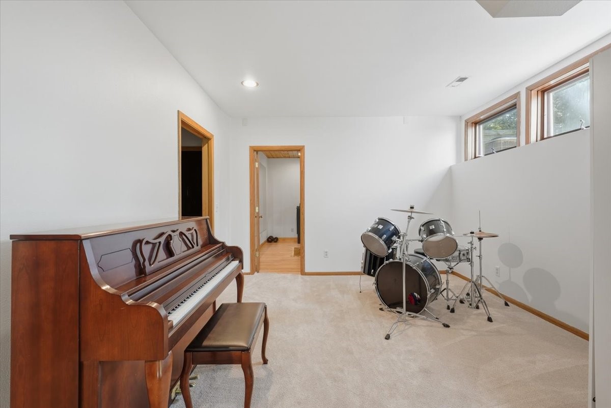 2206 Orchard Place Property Photo 29