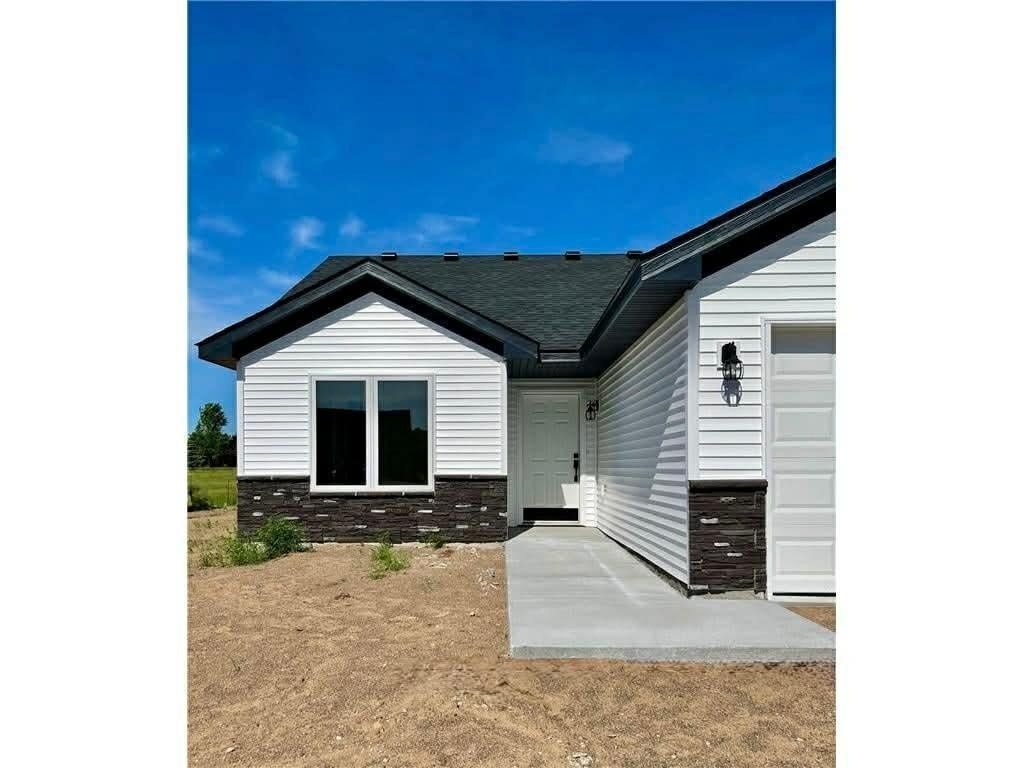 250 Spring Street Property Photo 5