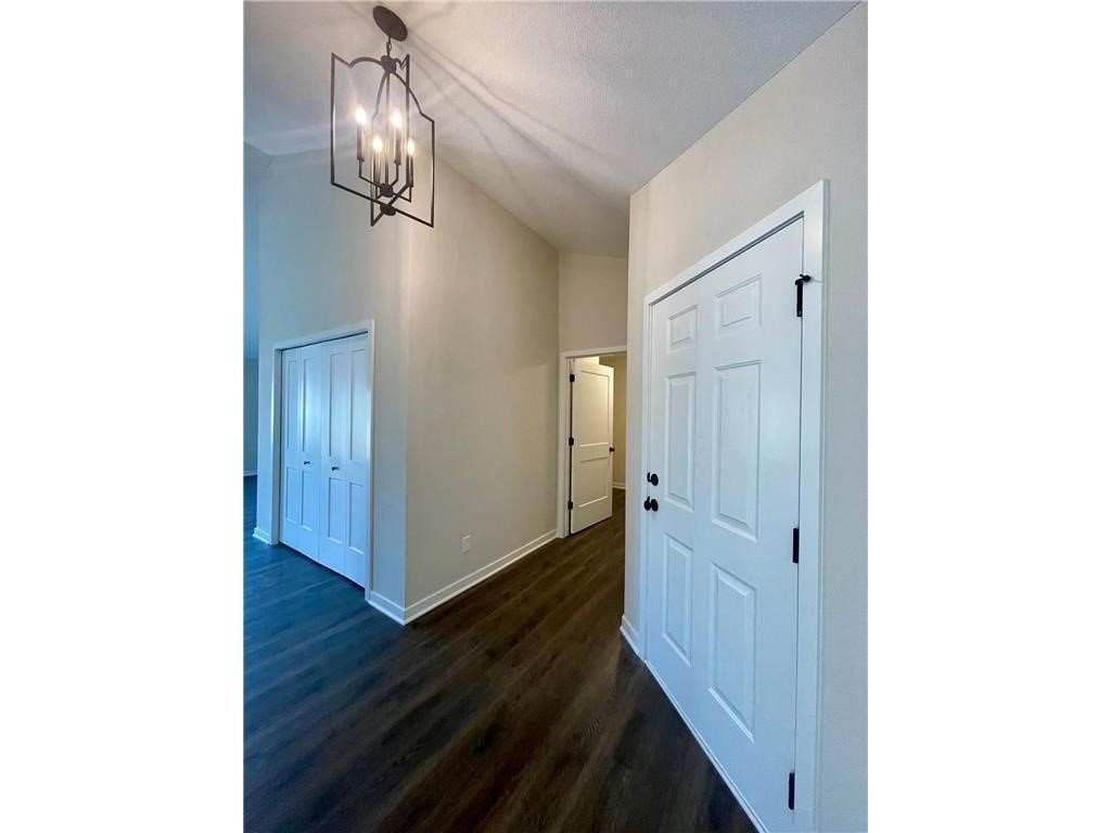 250 Spring Street Property Photo 8