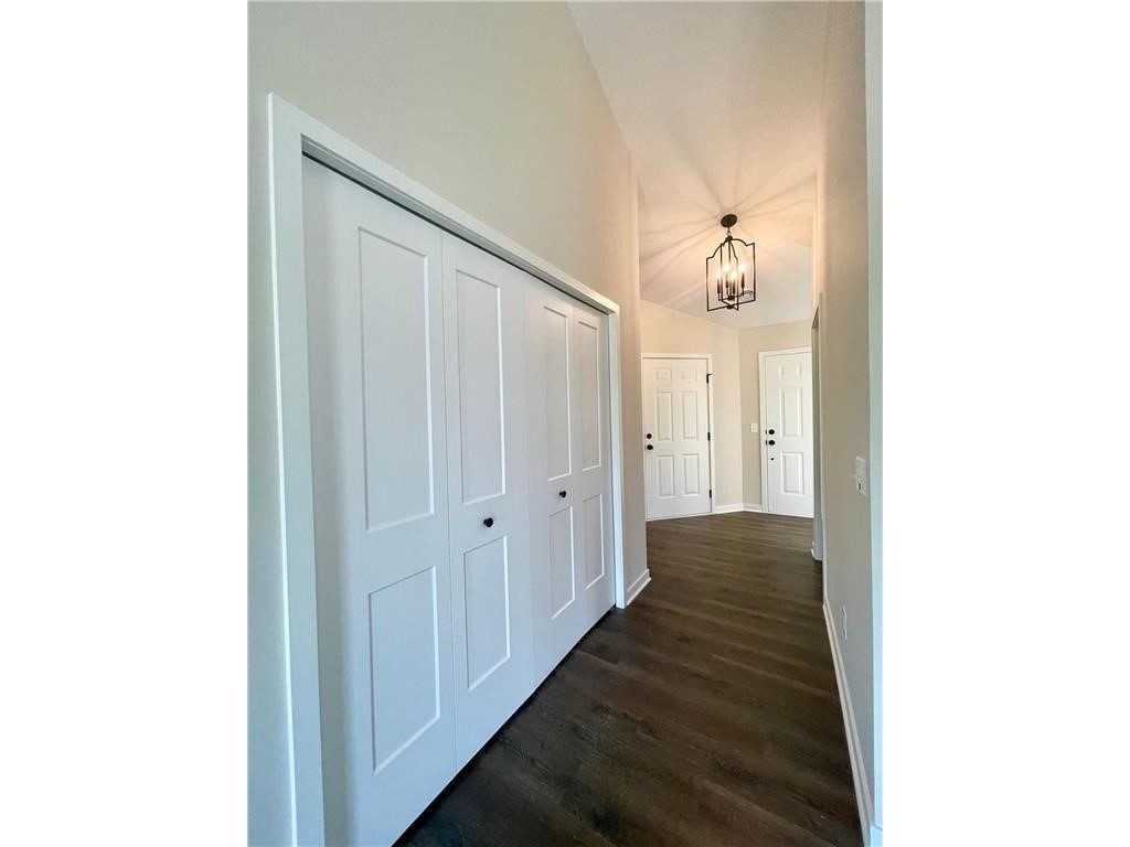 250 Spring Street Property Photo 9