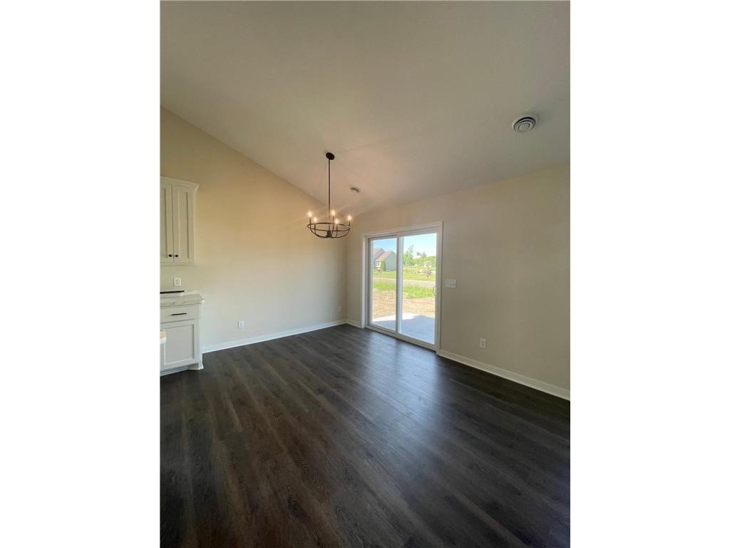 250 Spring Street Property Photo 14
