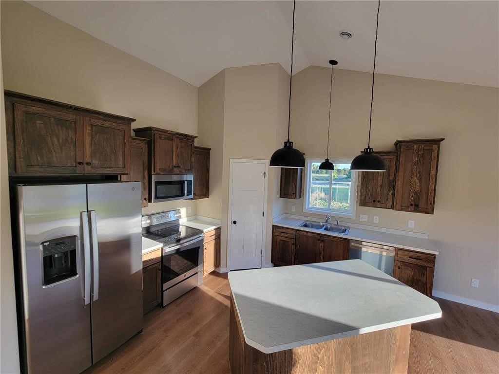 250 Spring Street Property Photo 18