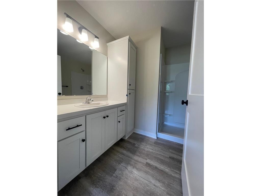 250 Spring Street Property Photo 22