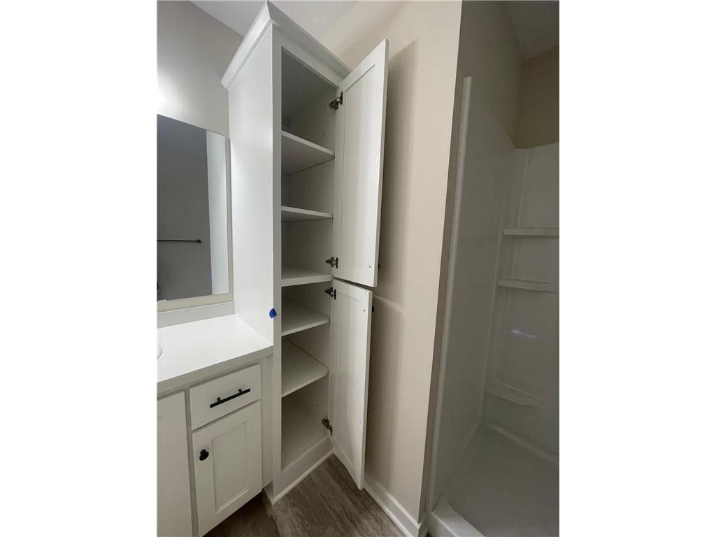 250 Spring Street Property Photo 25