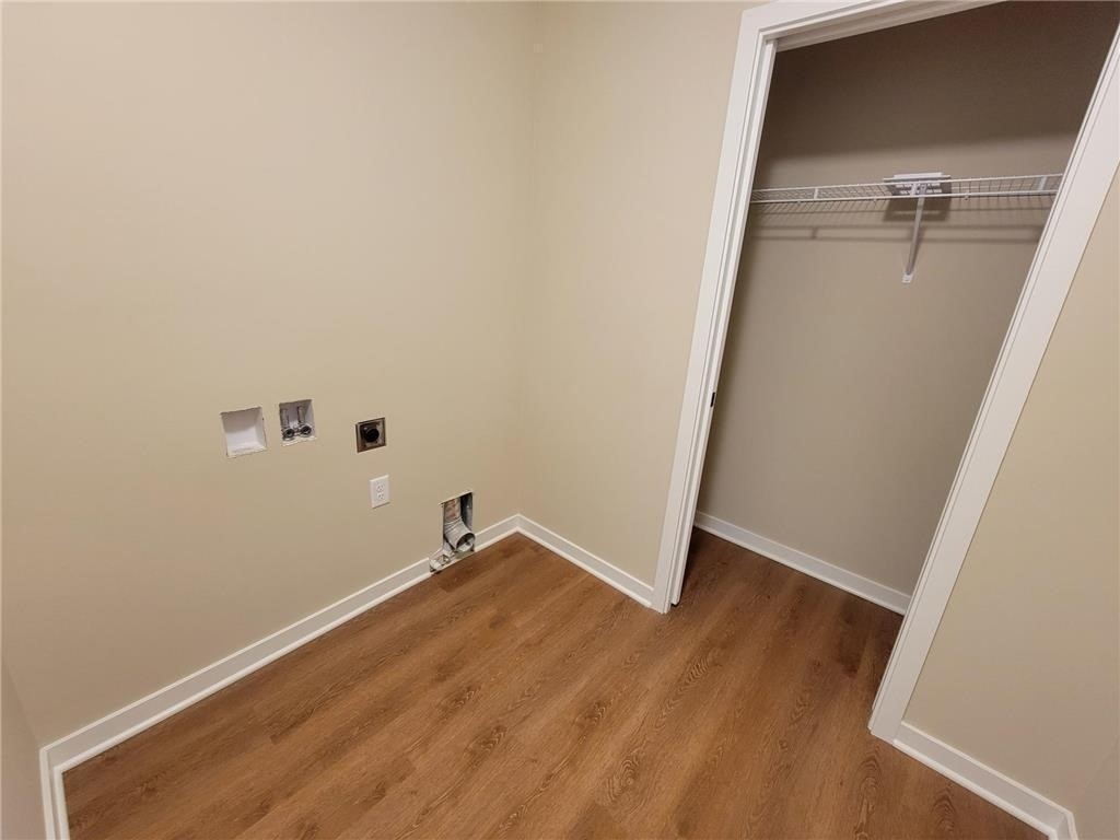 250 Spring Street Property Photo 38