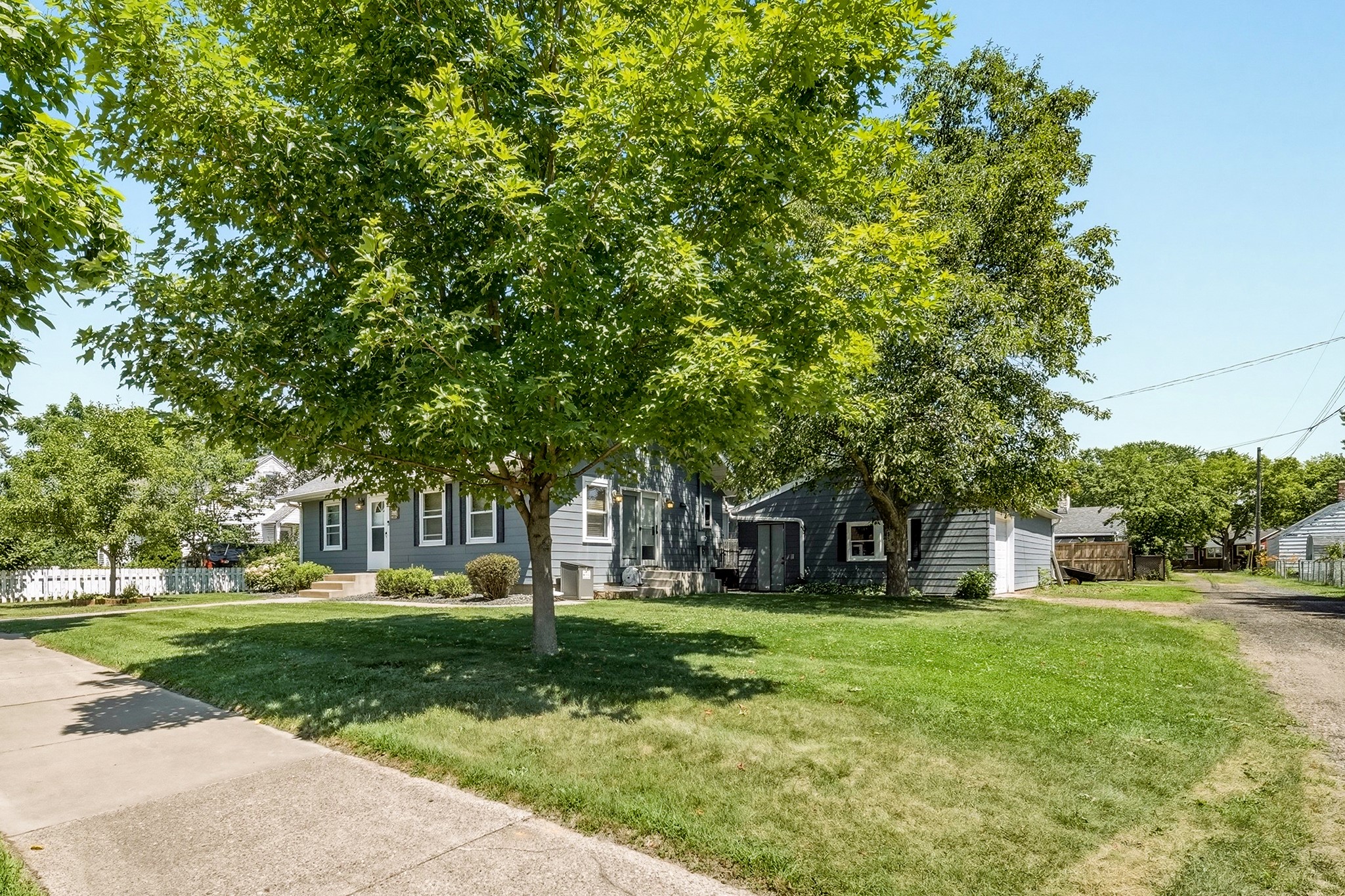 1603257 Property Photo 7