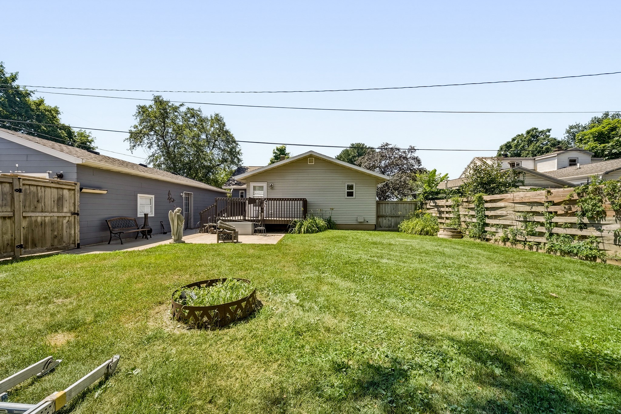 1603257 Property Photo 11