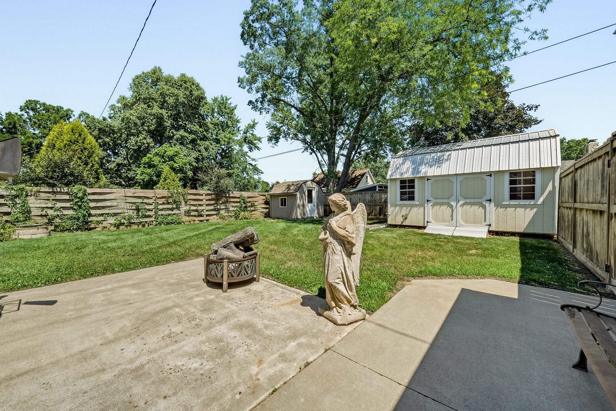 1603257 Property Photo 12