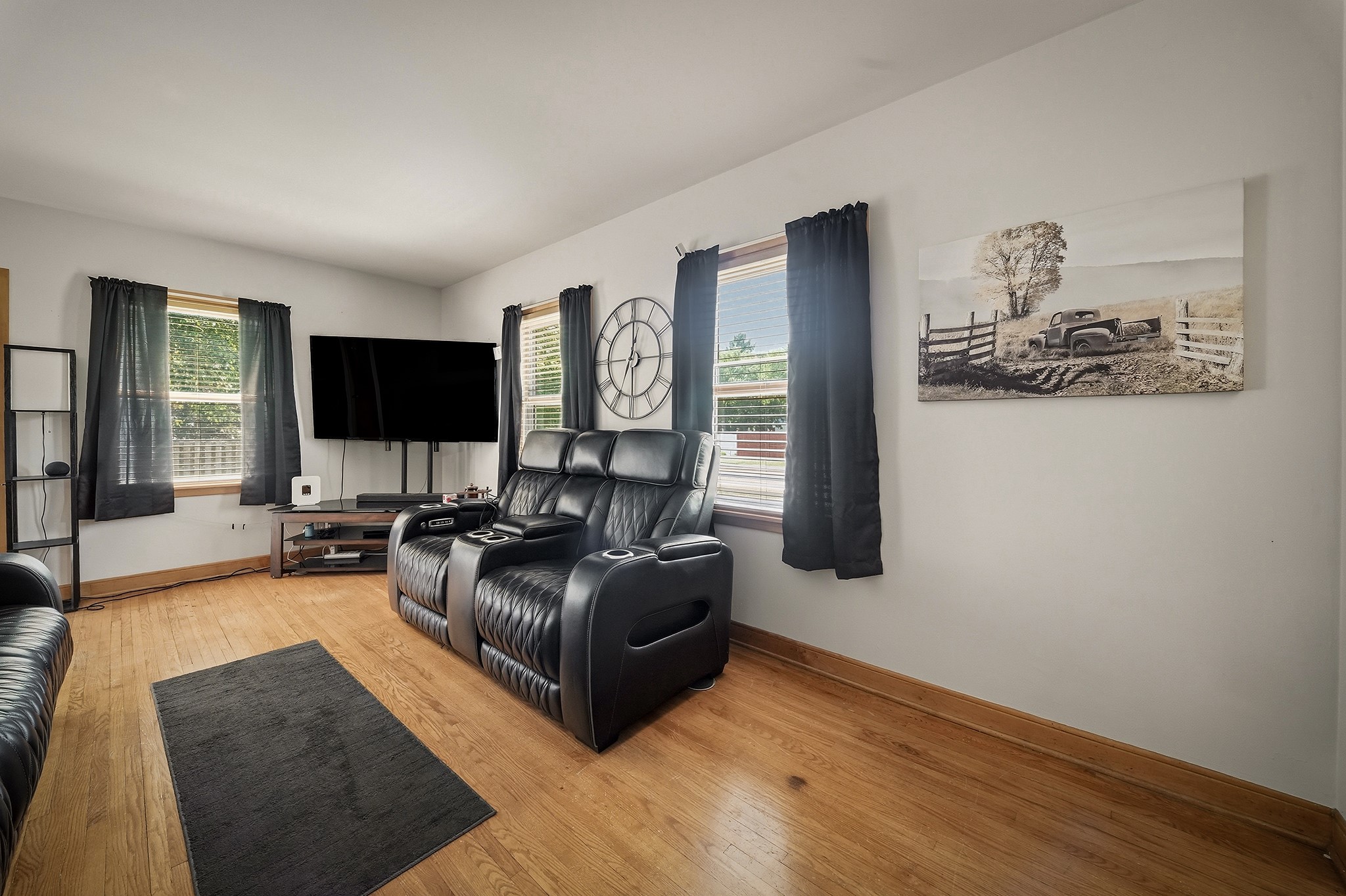 1603257 Property Photo 23
