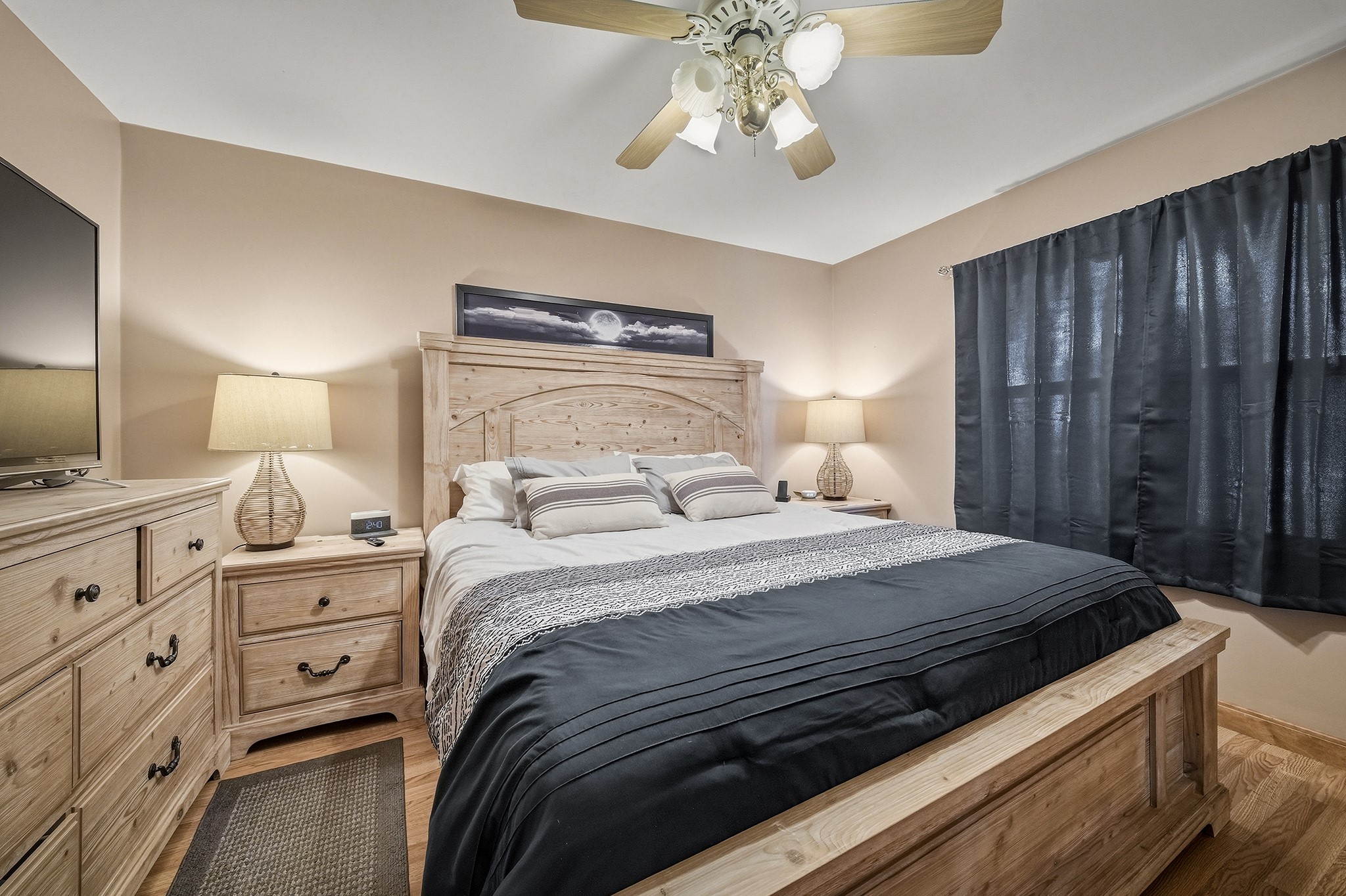 1603257 Property Photo 26