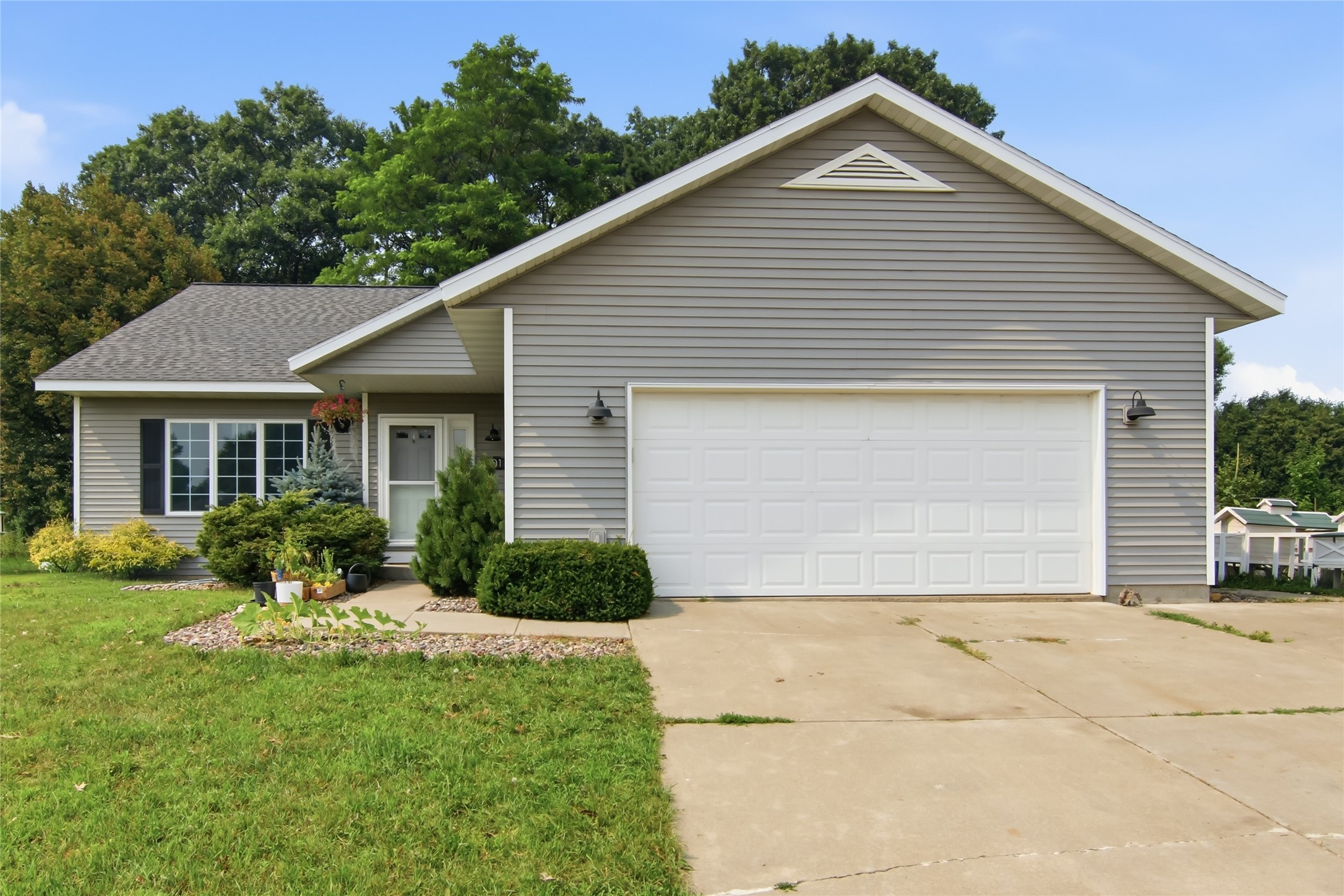201 Jersey Lane Property Photo 1