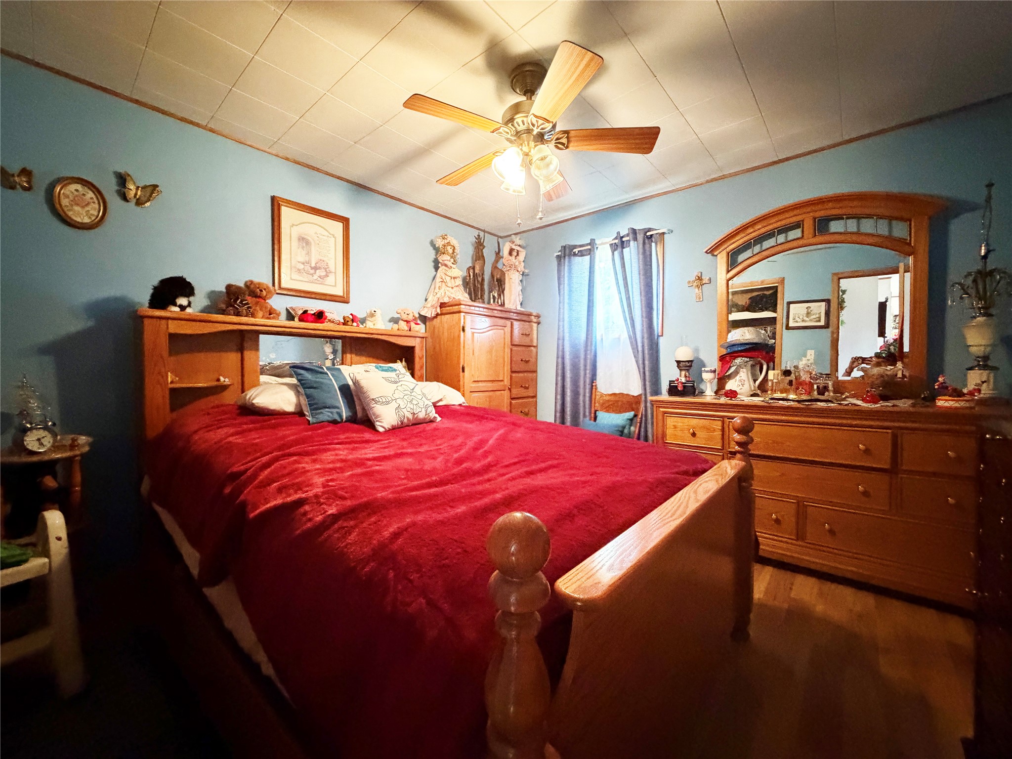 610 W Poplar Avenue Property Photo 11