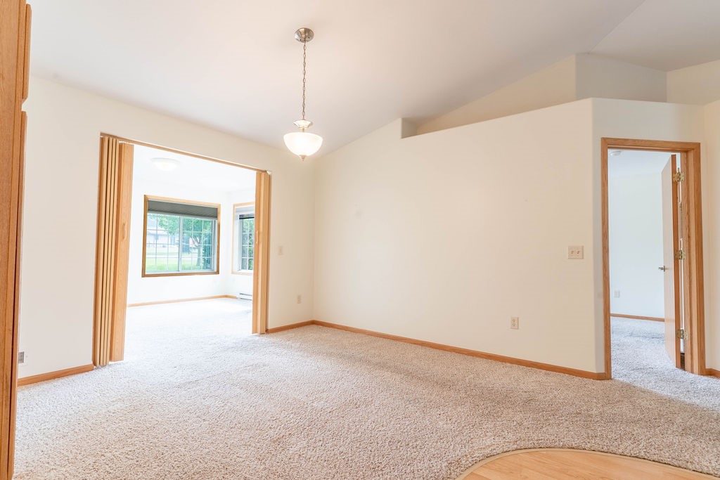 4530 E Robin Meadows Lane Property Photo 9