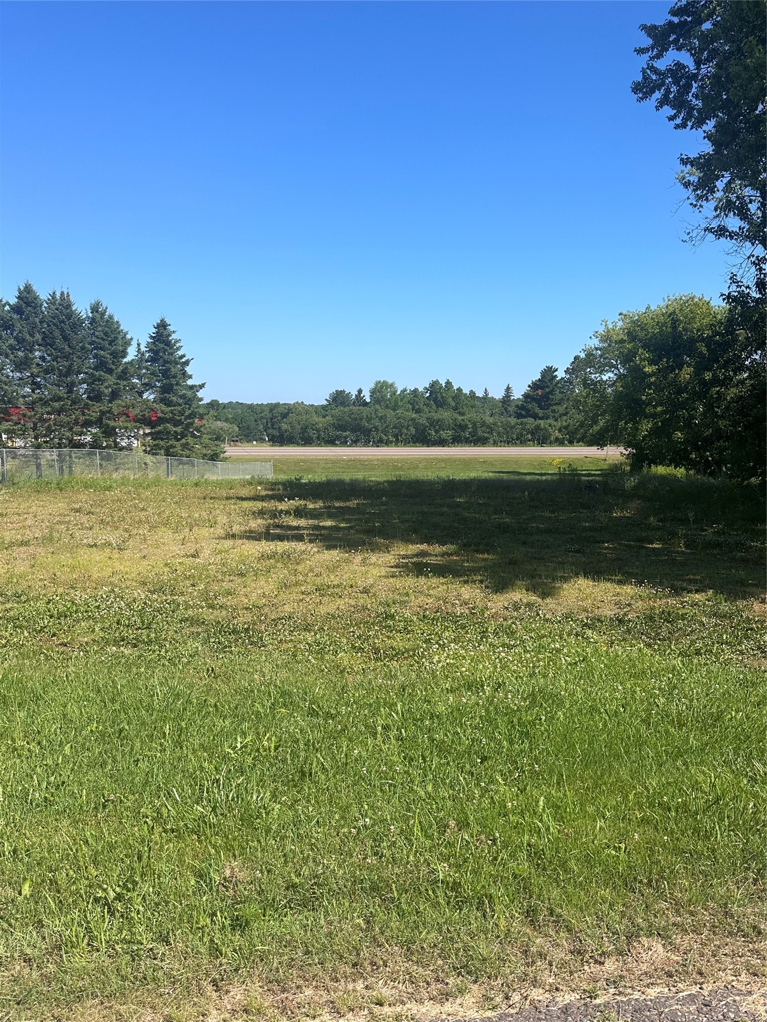 200 W Elm Street Property Photo 1