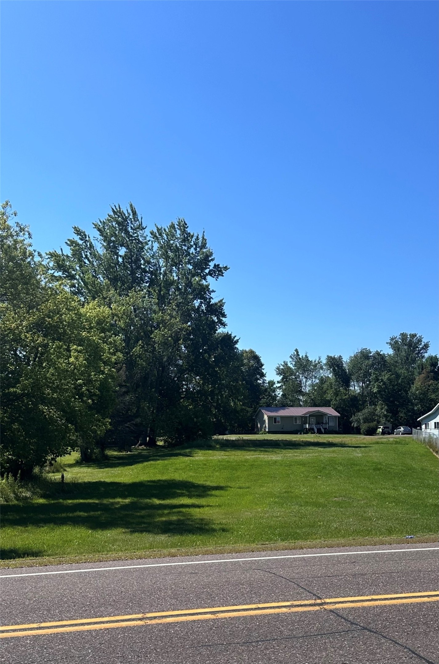 200 W Elm Street Property Photo 5